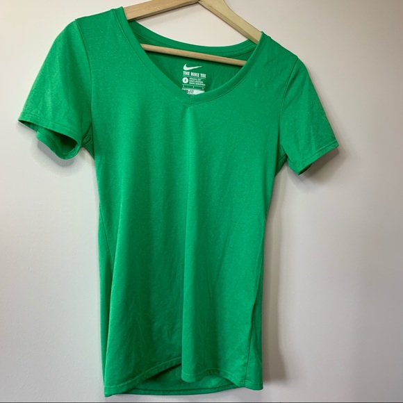 Nike Tops - 3/20💫 Nike | Green sports tee size S